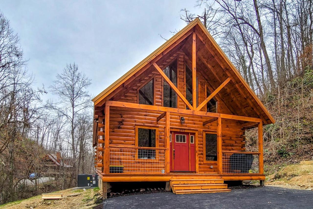 Knotty Escape Villa Гетлинбург Екстериор снимка