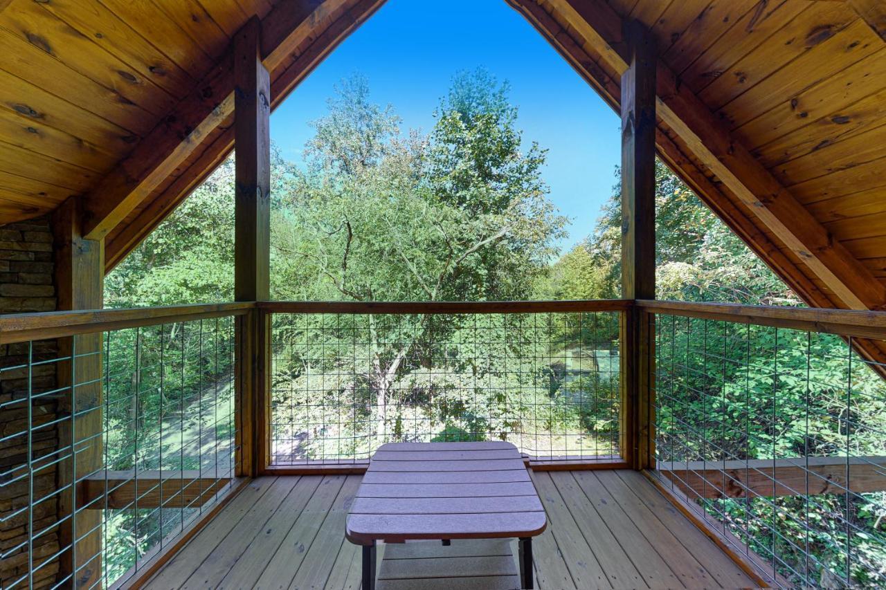 Knotty Escape Villa Гетлинбург Екстериор снимка