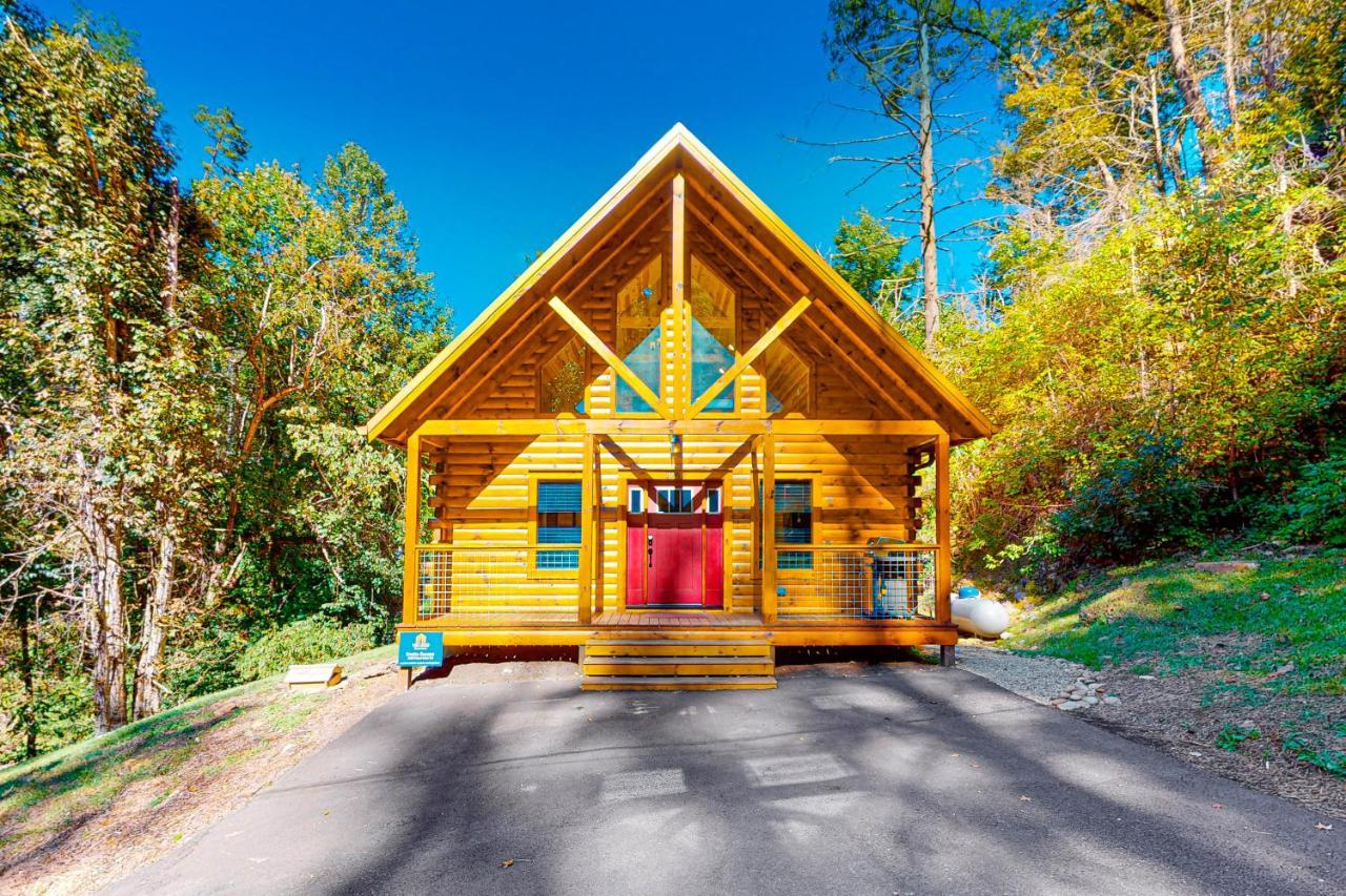 Knotty Escape Villa Гетлинбург Екстериор снимка